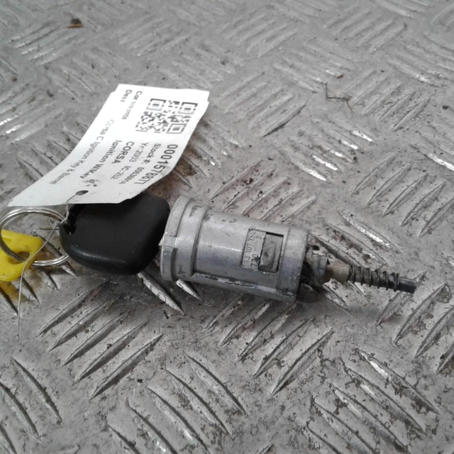 VAUXHALL CORSA 2000-2006 INTERRUTTORE ACCENSIONE E CHIAVE 1,0L Benzina