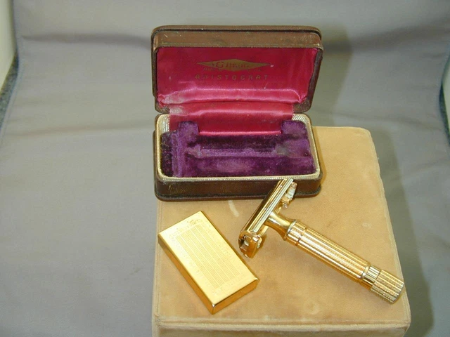 Vintage Gillette Gold Tone Aristocrat Razor In Original Box With Blade Holder