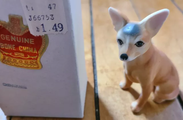 Vtg Collectible Bone China Chihuahua Dog Figurine in box Taiwan 3.25 Inch tall