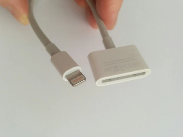 Iphone Apple A1450 Adapter Adapters Charging Essentials IPhone - Main Image