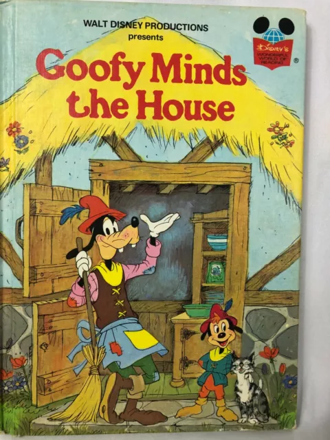 Hardcover Walt Disney's Goofy Minds the House        L