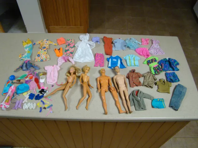 Vtg 1966 Francie, Barbie  Bendable legs Twist & Turn 2 Ken Dolls Lot of cloths