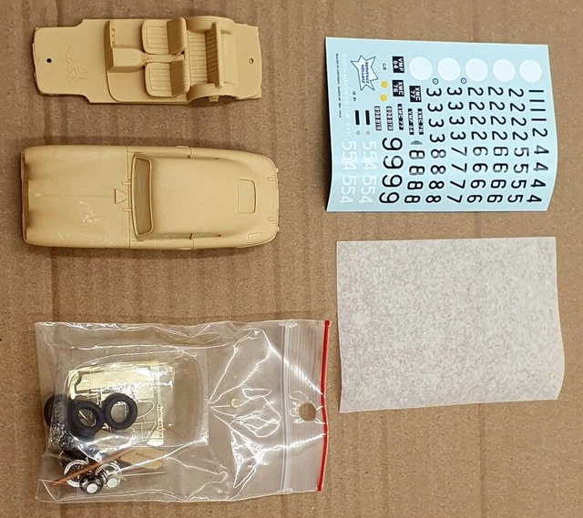 Provence Moulage 1/43 Scale Unbuilt Kit PM27824K - 428 Aston Martin DB4 GT 64