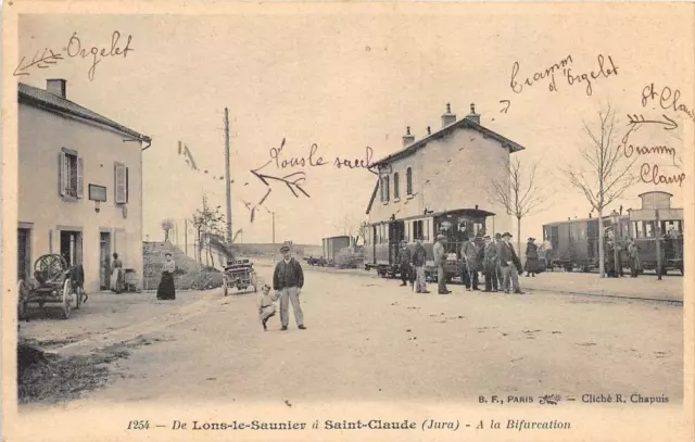 Cpa 39 De Lons Le Saunier A Saint Claude A La Bifurcation ( Train En Gare