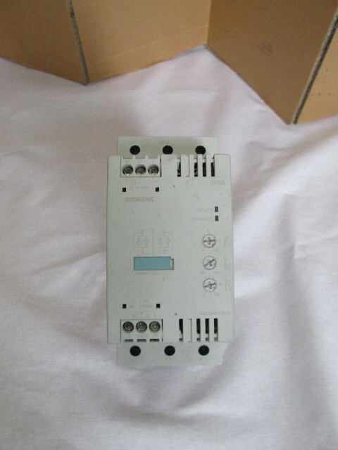 Siemens SIRIUS Sanftstarter Softstarter 3RW3045-1AB14  37k W gebraucht