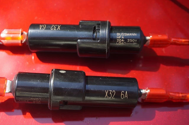 QTY-4, Bussman HFA 20 Amp 250 V In line fuse holders with fuse .
