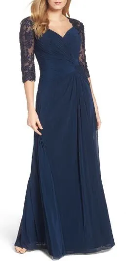 New LA FEMME Ruched Twist Column Gown In Navy Size 4 Retail $438