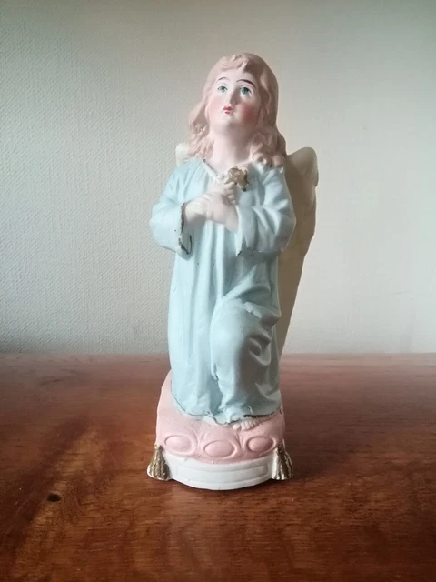 SEHR HÜBSCHER ANTIKER Engel Schutzengel Buiskuit Porzellan hellblau ...