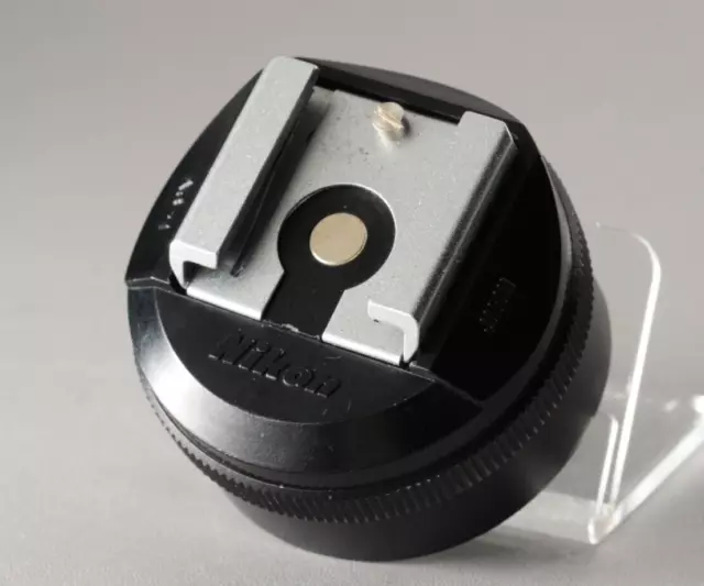TF‑334 Hot Shoe Adapter With Extra PC Sync Connection Port