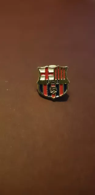 D/FC Barcelona Football Club Official Crest Pin Badge Gift Brand New