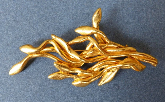 Broche 'Il était Une Fois' Dorée - Longueur 7 Cm, Occasion Avec Dorure Défraîchie