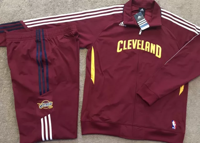 Men's Cleveland Cavaliers Nike Wine Courtside Track Suit Jacket