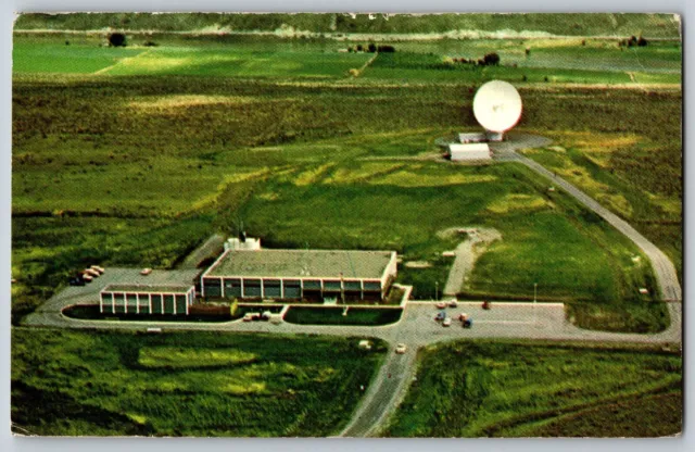 Brewster Flat, WA - Commercial Satellite Communication - Vintage Postcard