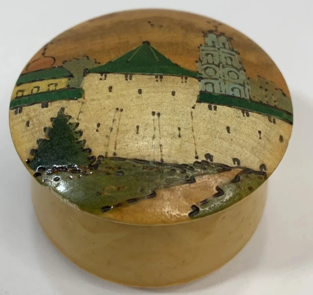 Vtg  Russian Wooden Folk Art Round Trinket Box Hand Carved Hand Painted READ