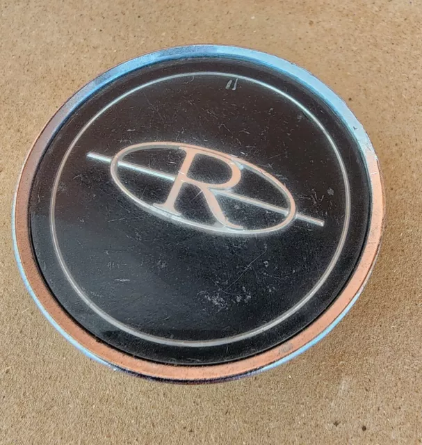 79 - 85  Buick Riviera  Original 15" Wire Hubcap Center Cap Emblem 2
