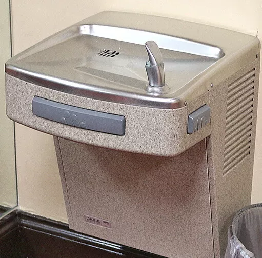 Oasis Small Water Drinking Fountain Model P8AM Sandstone Model New
