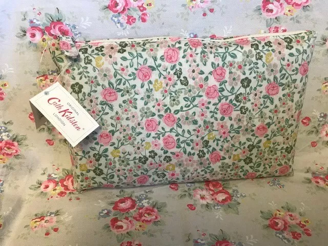 Cath Kidston  Holiday Bag Foldaway Style Hedge Rose Bnwt