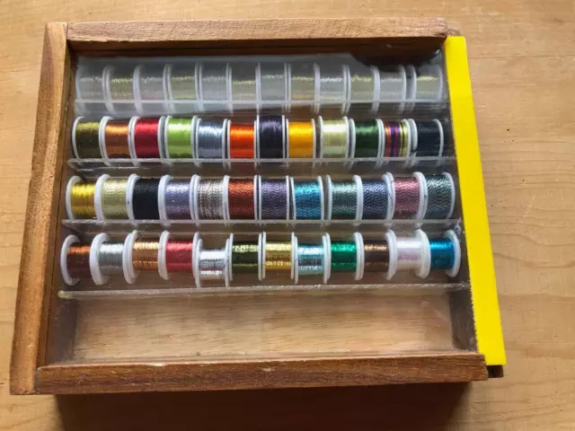 https://www.picclickimg.com/3ZAAAOSwKlFmECf1/Fly-Tying-Tinsels-and-Wire-48-Spools.webp
