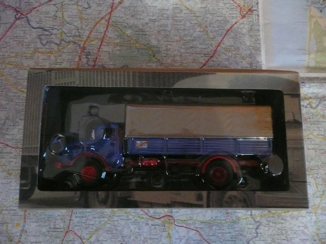 Camion Miniature IXO 1/43 Latil H14A-H16A Plateau Bâché 1957 - Occasion - Métal Blanc