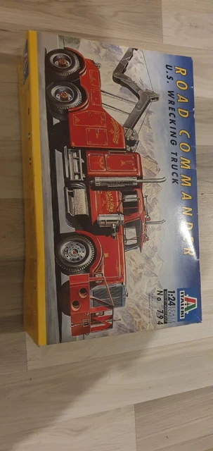 Maquette Italeri 1/24 – Camion De Dépannage 794 Road Commander US Wrecking Truck