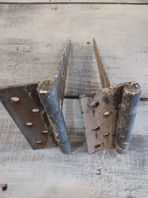Old Barn Hinges 4