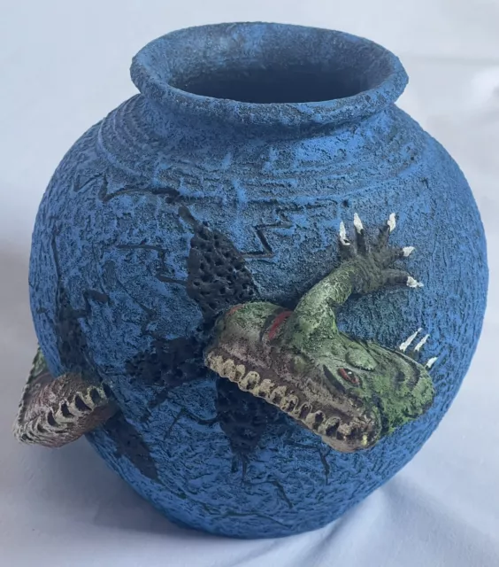 Iguana Lizard Gecko Reptile Art Studio Clay Pottery 3D Vase Pot Decor Blue Green 3
