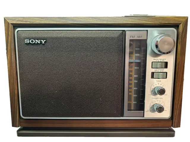 Vintage Sony ICF-9740W AM/FM Desktop Radio-Near Mint !!