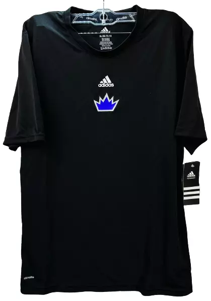 Pin by b o o s h on roblox t-shirts