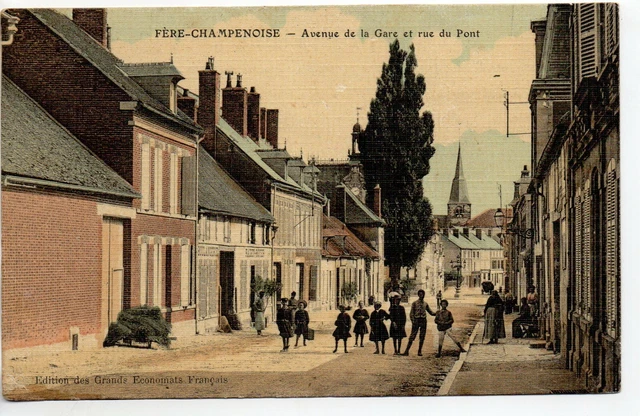 FERE CHAMPENOISE - Marne - CPA 51 - Avenue de la Gare belle carte toilée couleur