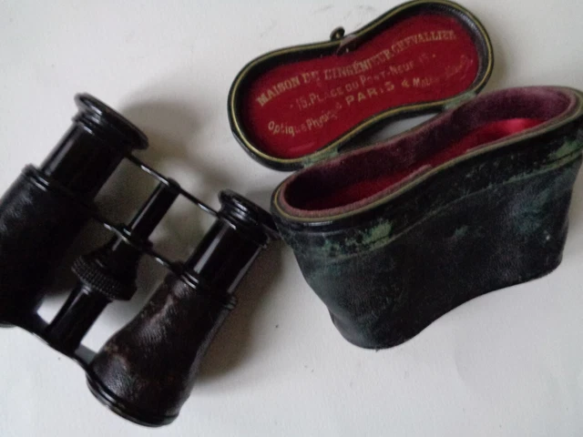 ANCIENNE PAIRE DE JUMELLE DE THEATRE LEMAIRE PARIS COFFRET AVEC ABEILLE