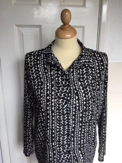 H&M Black And White Heart Blouse Size S