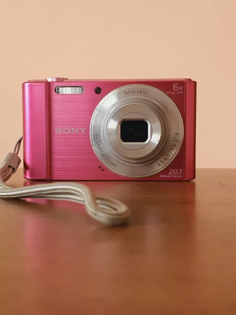 Sony Cyber Shot W810 20.1 Mp CCD digital camera rosa