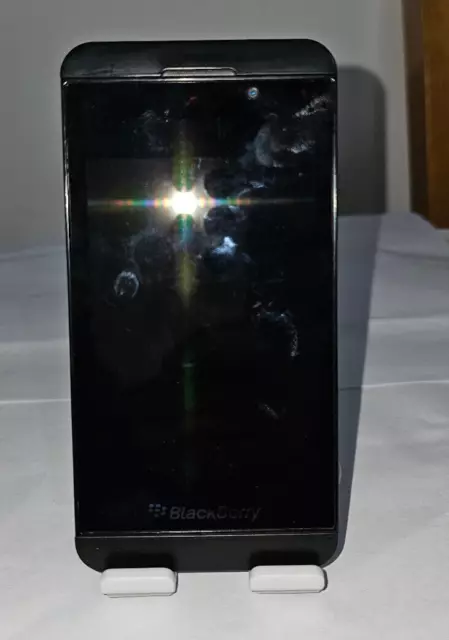 BlackBerry Z10 - 16GB - Black (Unlocked) Smartphone - Fully Working Grade C 2