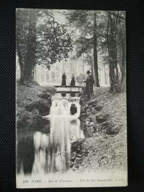 CPA 75 PARIS - Bois de Vincennes - Tête du Lac Daumesnil