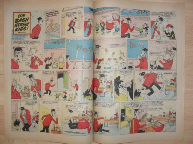 BEANO COMIC - 7th DECEMBER 1974 (7th - 13th dec) - RARE 50th BIRTHDAY GIFT !!! 3