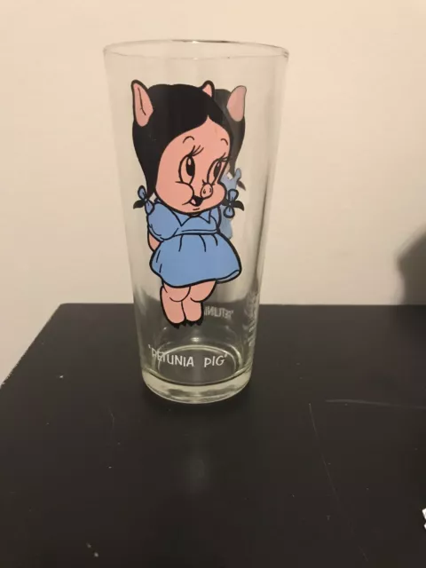 Pepsi Looney Tunes Collector Series Glass Petunia Pig Warner Bros. 1973 Vintage