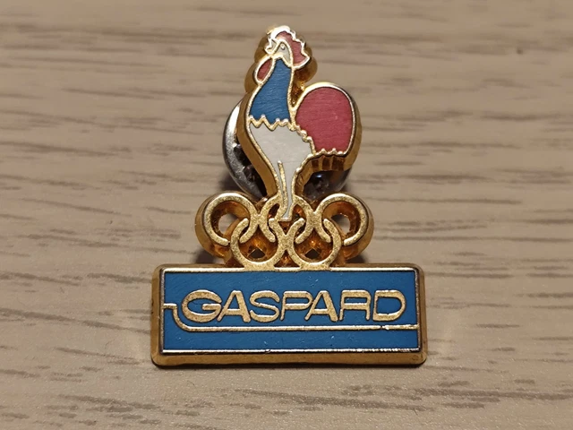 Pin's GASPARD ALBERTVILLE 92 JO Hiver France Sponsor Signé Cojo Vintage