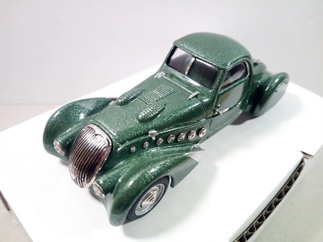 Miniature Esdo Résine 1/43 – Peugeot 403 Darl'Mat Coupé Special 1956 – Blanche, à Restaurer