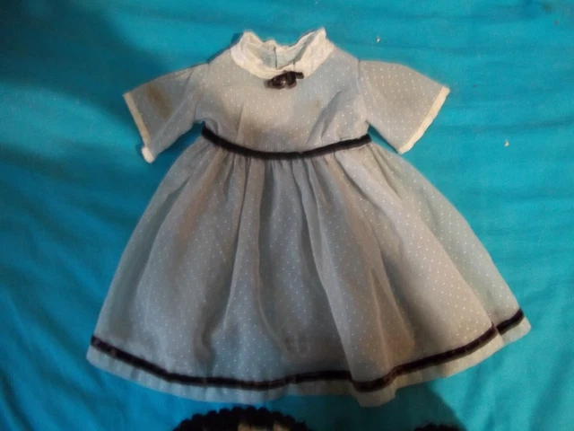 jolie robe ancienne en plumetis pour poupée jumeau,SFBJ ou autres