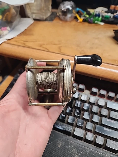 ANTIQUE 1923 4 Brothers MOHAWK Trade Mark 200 Casting Reel-Works & Ex+ $99.99 - PicClick ANTIQUE 1923 4 Brothers MOHAWK Trade Mark 200 Casting Reel-Works & Ex+ $99.99 - PicClick
