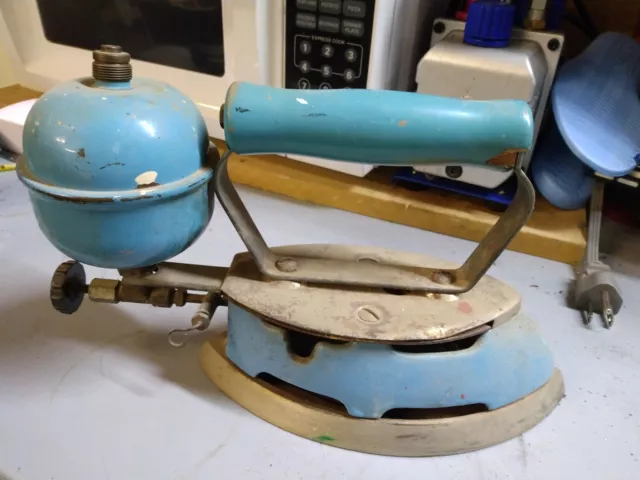 Vintage Blue Coleman Instant-Lite Instant Lite Kerosene Gas Iron Model 4A