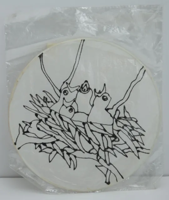 Foto de ventana de seda con buenas líneas 20 cm, pollitos de pájaro, pintura de seda