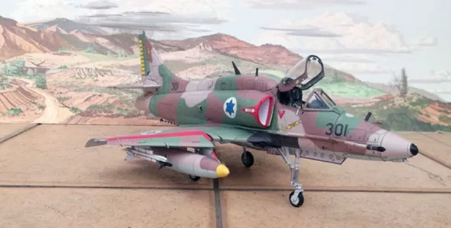 TOYS AND MODELS CA04MTE Skyhawk USMC 1/32 Scale Model Aircraft $222.99  PicClick