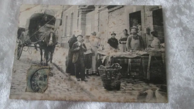 CPA carte postale Evreux / Rue de Paris très animée et rare début 1900