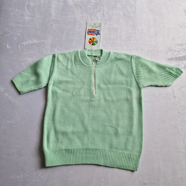 Vintage 70s Girls Knit Top -7-8 years- Green Dralon Deadstock Short Sleeve KA40