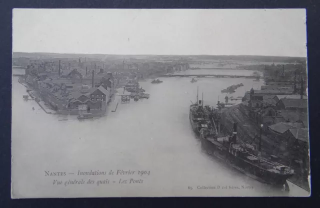 CPA Carte postale NANTES inondations 1904 Vue générale les quais les ponts
