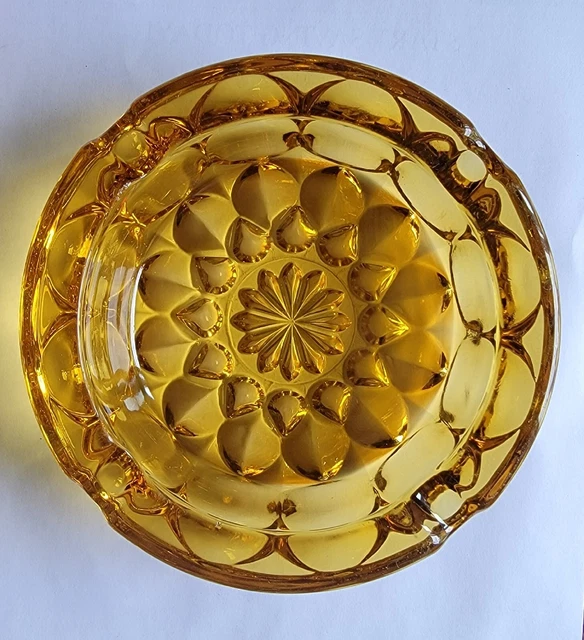 VINTAGE Amber Glass Ashtray 6" Round Heavy