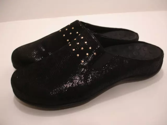 Womens 7 M Vionic Elsa Black Lizard Print Clog Mule Shoes Slip-On Loafer Slipper