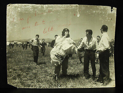 Piedra Vals c1940 Mujer Famoso Paracaídas Firmado Por Colette Duval Maniquí