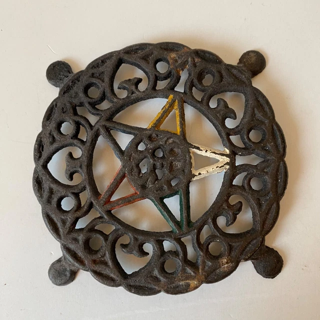 Vintage cast iron pentagram trivet 4-feet OES witch decor Halloween New AgeWicca